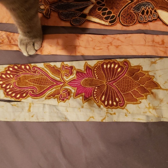 A pair of ties by  Batik Semar - Picture 2 of 5